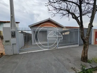 Casa com 3 Quartos para alugar, 10m² no Centro, Marília