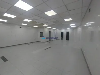 Prédio Comercial para alugar, 200m² no Vila Nogueira, Diadema