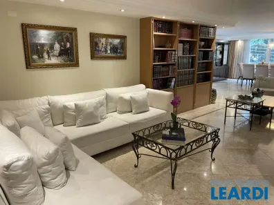 Apartamento com 3 Quartos à venda, 260m² no Jardim Paulista, São Paulo