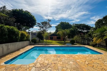 Fazenda/Sítio com 3 Quartos à venda, 189m² no Parque das Videiras, Jarinu