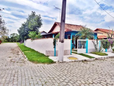 Casa de Condomínio com 2 Quartos à venda, 300m² no Coletivo, Cachoeiras de Macacu