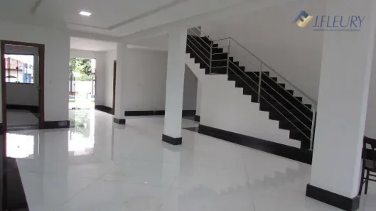 Casa com 5 Quartos para venda ou aluguel, 807m² no Park Way, Brasília