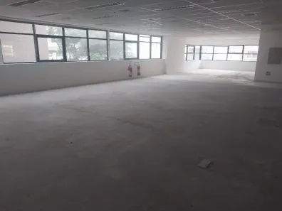 Sala Comercial para alugar, 200m² no Itaim Bibi, São Paulo