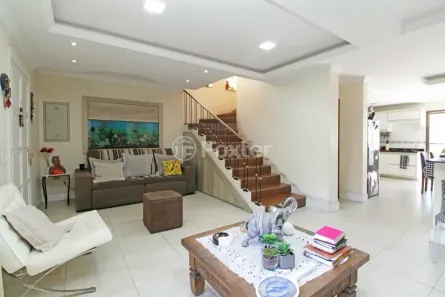 Casa com 3 Quartos à venda, 320m² no Partenon, Porto Alegre