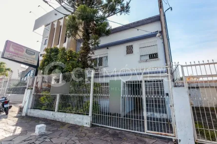 Casa com 4 Quartos à venda, 240m² no Santa Maria Goretti, Porto Alegre