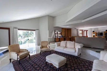 Casa com 5 Quartos para alugar, 785m² no São Luiz, Belo Horizonte