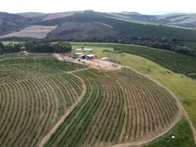 Fazenda/Sítio com 1 Quarto à venda, 900000m² no Guapé, Guapé