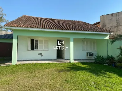Casa com 3 Quartos à venda, 100m² no Pé de Plátano, Santa Maria