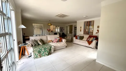 Casa de Condomínio com 5 Quartos à venda, 290m² no Itapuã, Salvador