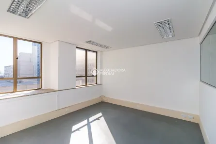 Sala Comercial para alugar, 95m² no Centro Histórico, Porto Alegre