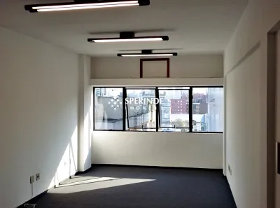 Sala Comercial para alugar, 36m² no Auxiliadora, Porto Alegre