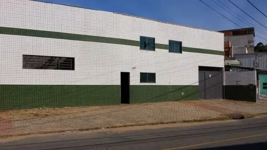 Galpão/Depósito/Armazém à venda, 450m² no Fontesville, Juiz de Fora