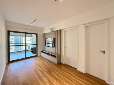 Apartamento com 1 Quarto para alugar, 50m² no Jardim das Acácias, São Paulo