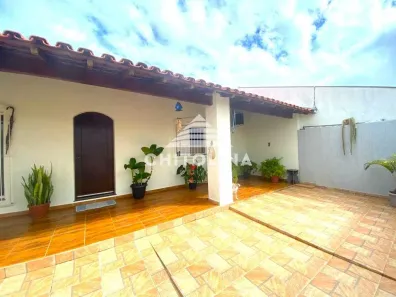 Casa com 3 Quartos à venda, 269m² no Jardim Shangri-lá, Itapetininga