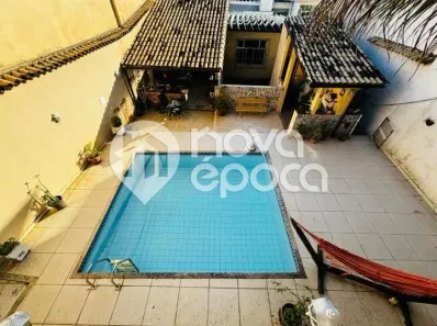 Casa de Condomínio com 2 Quartos à venda, 230m² no Jardim Carioca, Rio de Janeiro