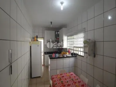 Casa com 4 Quartos à venda, 180m² no Santa Rosa, Uberlândia