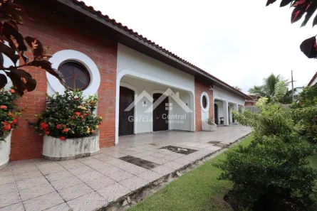 Casa com 5 Quartos à venda, 194m² no Parque Turistico, Peruíbe