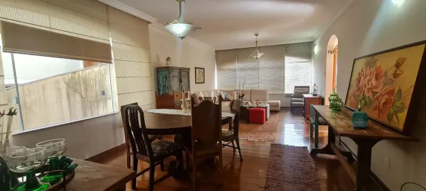 Casa com 4 Quartos à venda, 404m² no Quebec, Londrina