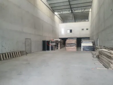 Galpão/Depósito/Armazém para alugar, 800m² no Serraria, Diadema