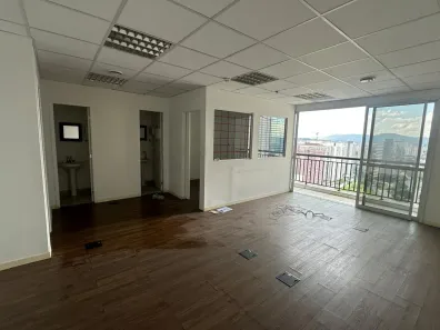 Sala Comercial para alugar, 61m² no Água Branca, São Paulo