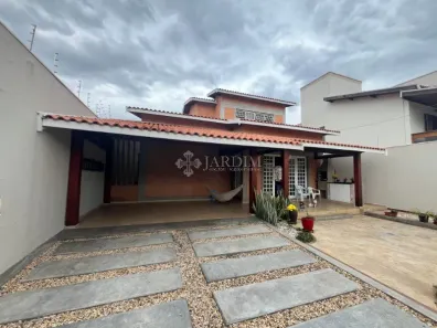 Casa com 3 Quartos à venda, 210m² no Parque Santa Cecília, Piracicaba