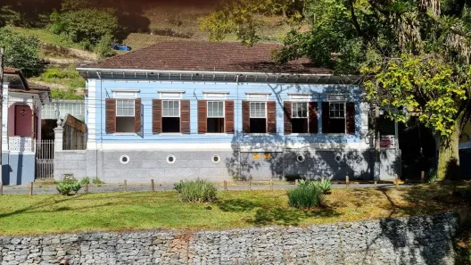 Casa com 6 Quartos à venda, 320m² no Centro, Petrópolis