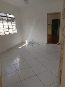 Casa com 3 Quartos para alugar, 160m² no Jardim Ismênia, São José dos Campos