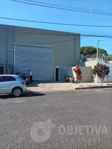 Galpão/Depósito/Armazém para alugar, 330m² no Marta Helena, Uberlândia