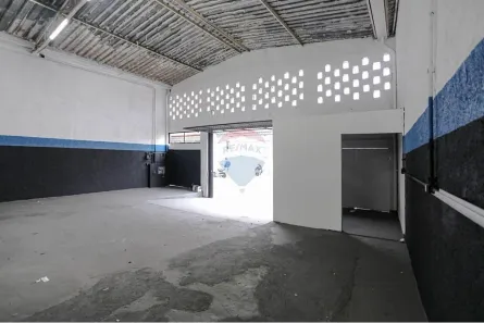 Galpão/Depósito/Armazém com 1 Quarto para alugar, 250m² no Centro, Mogi das Cruzes