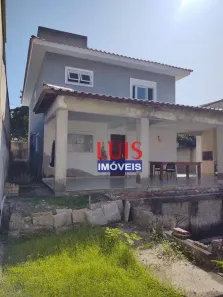 Casa com 3 Quartos à venda, 225m² no Piratininga, Niterói