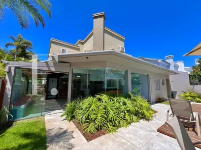 Sobrado com 5 Quartos à venda, 350m² no , Xangri-Lá