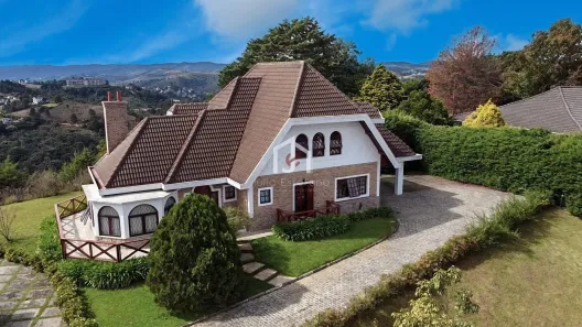 Casa de Condomínio com 5 Quartos à venda, 366m² no Atalaia, Campos do Jordão