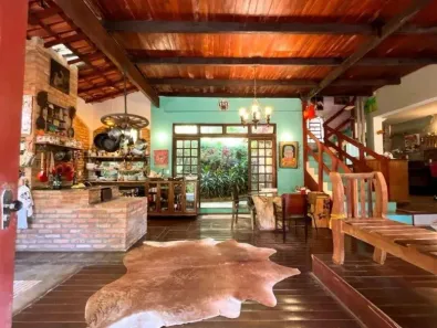 Casa com 4 Quartos à venda, 197m² no Caraguatá, Mairiporã