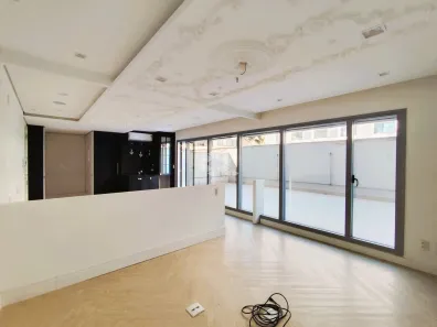 Sala Comercial à venda, 83m² no Moinhos de Vento, Porto Alegre