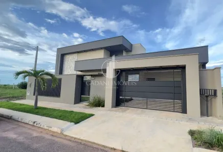 Casa com 3 Quartos à venda, 136m² no Residencial Parque do Lago, Sinop