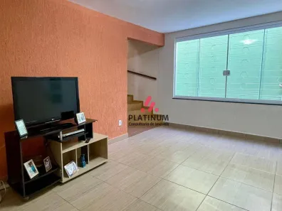 Casa com 4 Quartos à venda, 138m² no Vila Iapi, Taubaté