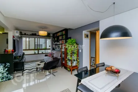 Apartamento com 2 Quartos à venda, 66m² no Farroupilha, Porto Alegre