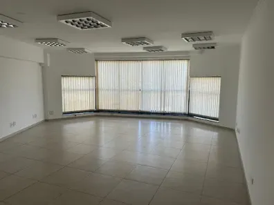 Sala Comercial para alugar, 55m² no Centro, Londrina