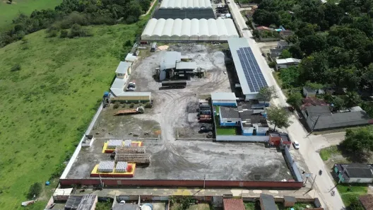 Galpão/Depósito/Armazém para alugar, 1400m² no Sapucaeira, Eunápolis