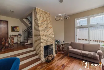 Casa com 3 Quartos à venda, 230m² no Nonoai, Porto Alegre