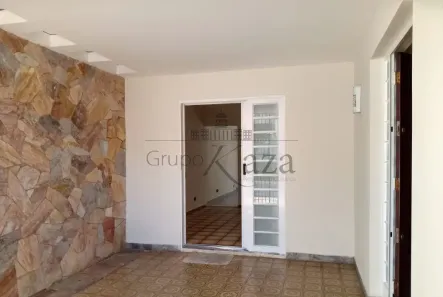 Casa com 2 Quartos à venda, 121m² no Centro, Jacareí