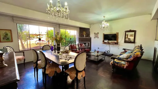 Casa com 4 Quartos à venda, 230m² no Centro, Pelotas