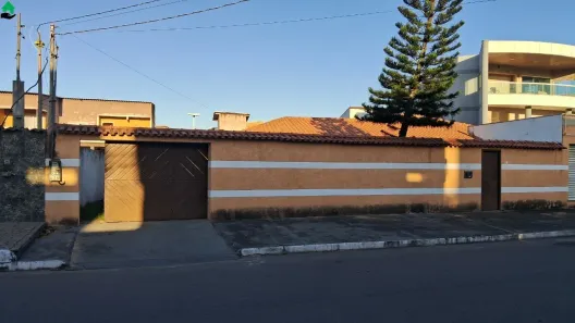 Casa com 4 Quartos à venda, 500m² no das Laranjeiras, Serra