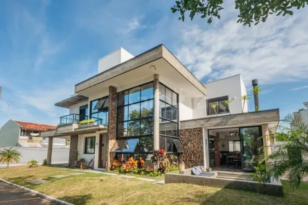 Casa de Condomínio com 4 Quartos à venda, 275m² no Campeche, Florianópolis