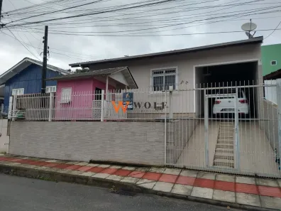 Casa com 3 Quartos à venda, 160m² no Forquilhas, São José