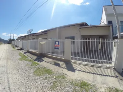 Casa com 2 Quartos à venda, 67m² no Rio Branco, Brusque