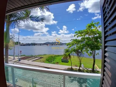 Casa com 4 Quartos para alugar, 234m² no Lagoa da Conceição, Florianópolis
