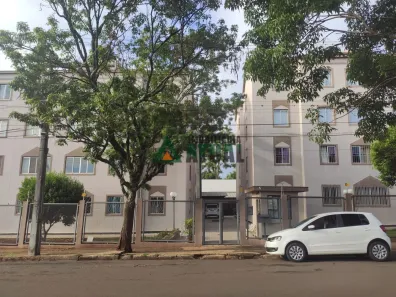 Apartamento com 3 Quartos à venda, 60m² no Califórnia, Londrina