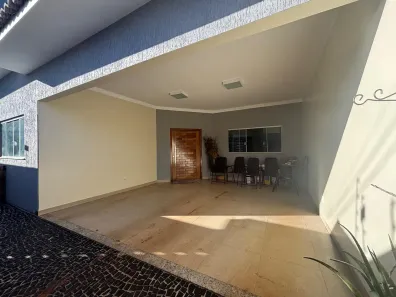 Casa com 3 Quartos à venda, 120m² no Parque Laranjeiras, Rio Verde