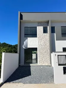 Casa com 2 Quartos à venda, 69m² no Bananal do Sul, Guaramirim